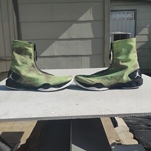 Air Jordan Green Camo Zip-Up Sneakers